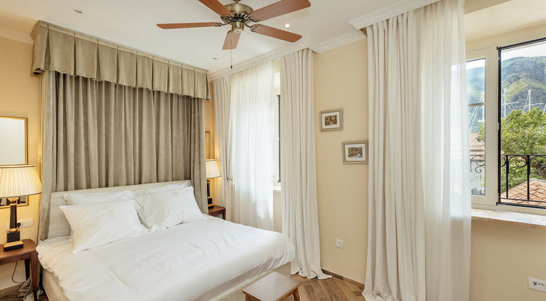 Soba Kula Sanovnik kotor hotel kerber graz 1860